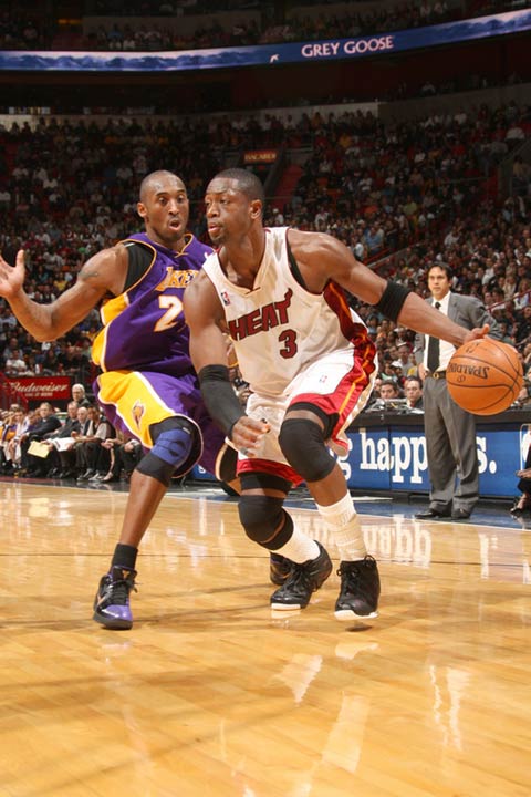 鼓励球员在 鼓励球员在