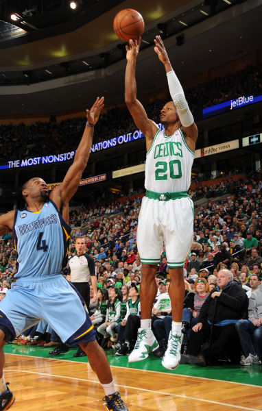 的年轻球员 的年轻球员