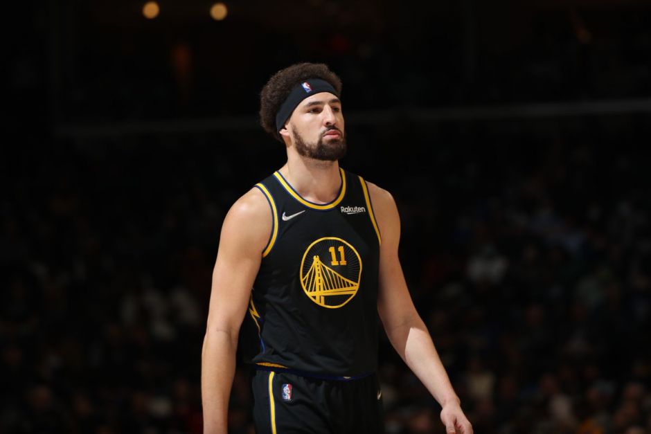 不屈不挠的 不屈不挠的