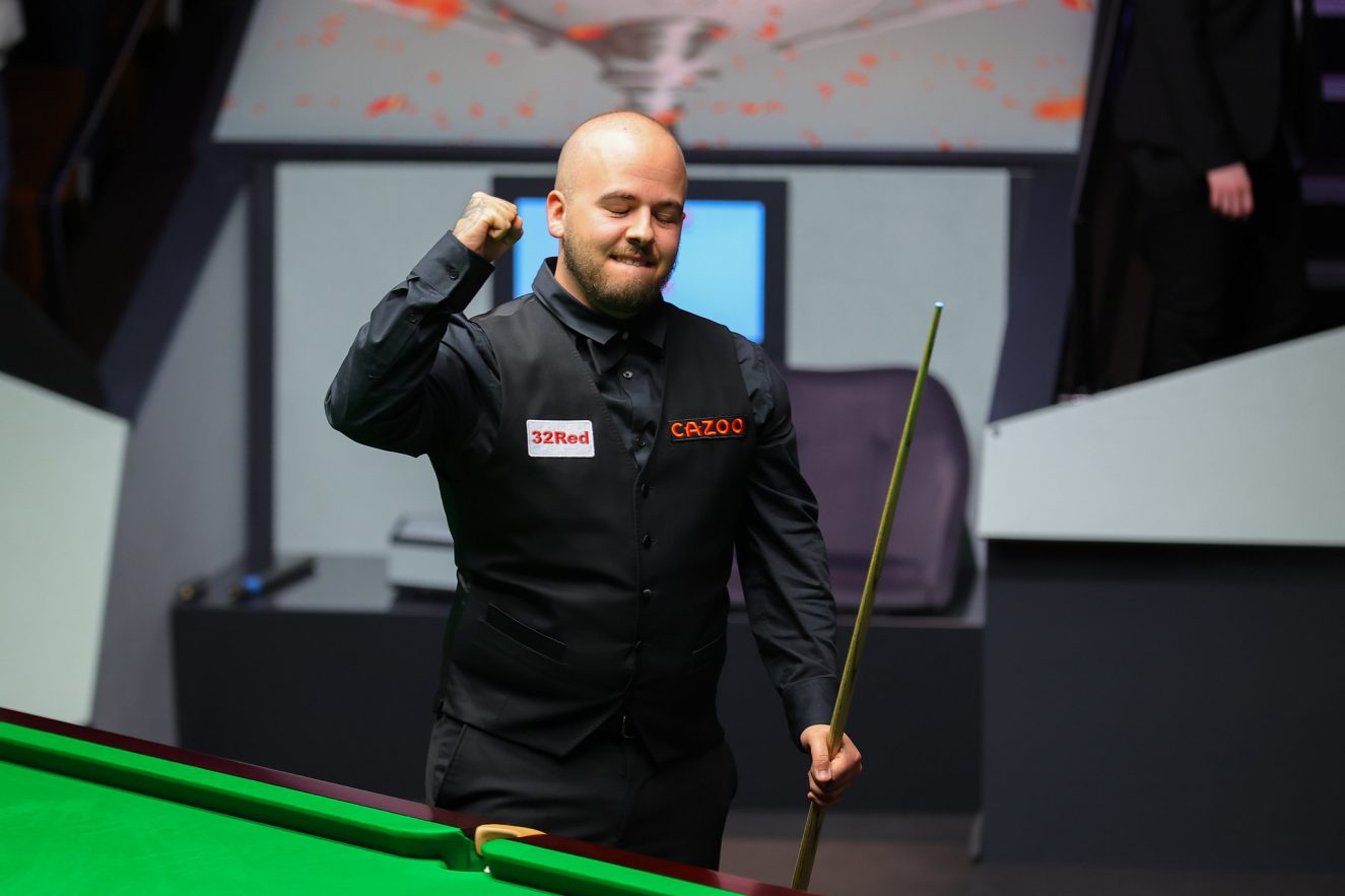 占据绝对优 占据绝对优