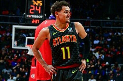 由人物推动 由人物推动